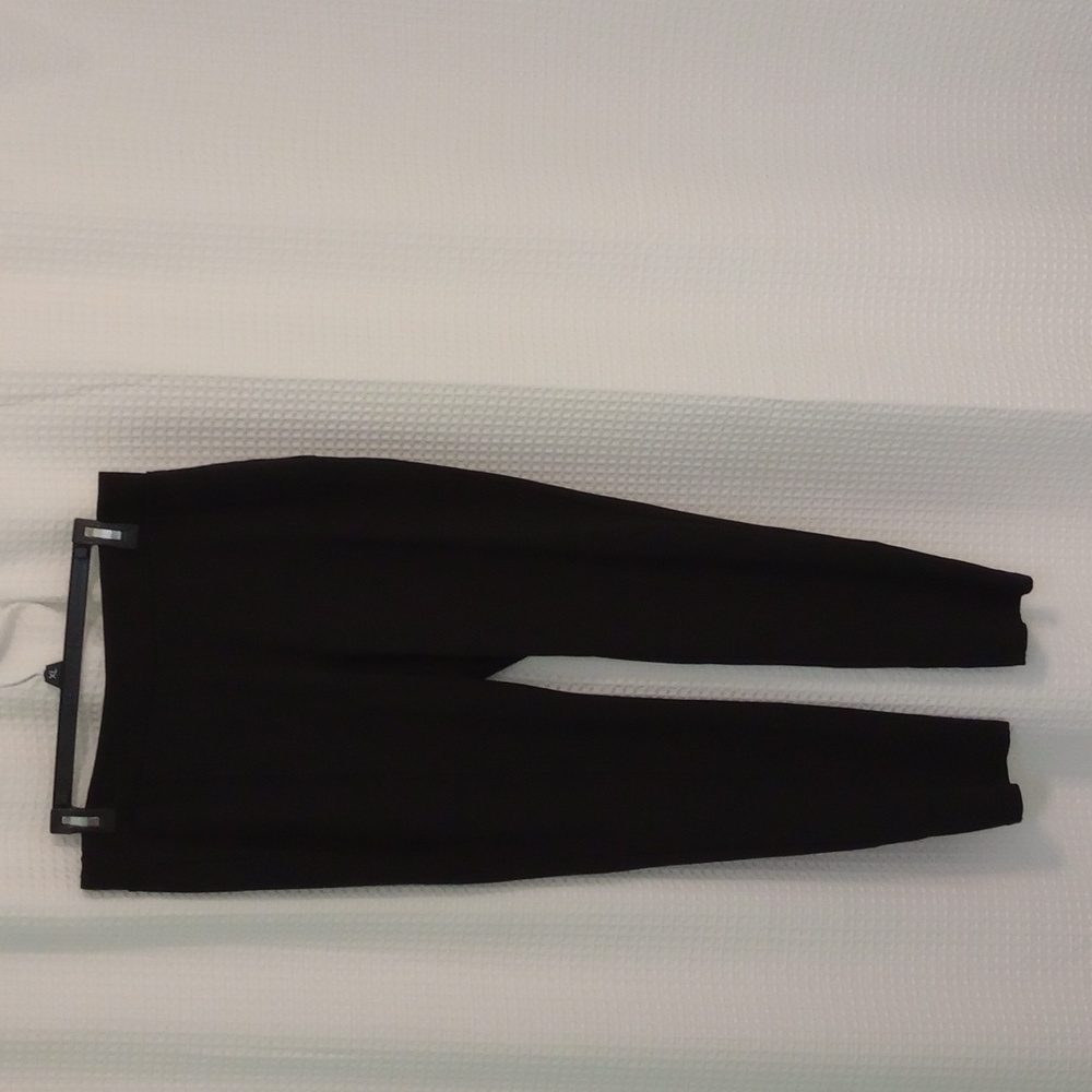 TIME and TRU - Black Stretchy Jegging - Size: XL (16 - 18) - Picture 5 of 8